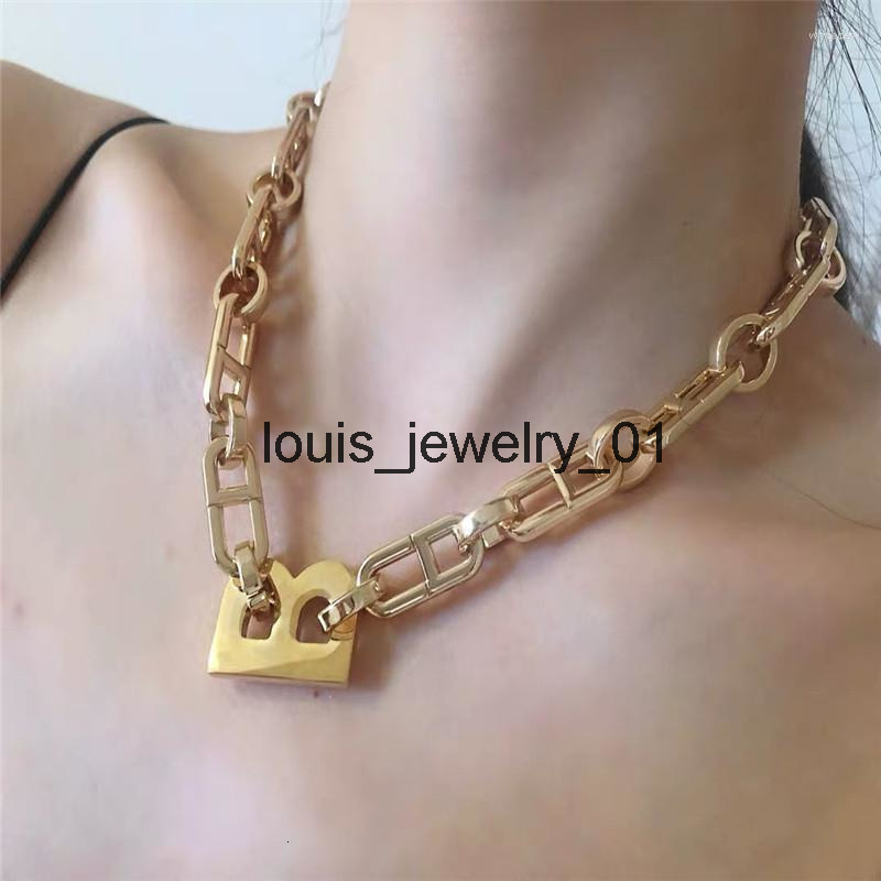 Pendant Necklaces Hip Hop Letter B Necklace Choker For Women Men Designer Thick Link Chain Chunky Chokers Fashion Hiphop Charm Jewelry