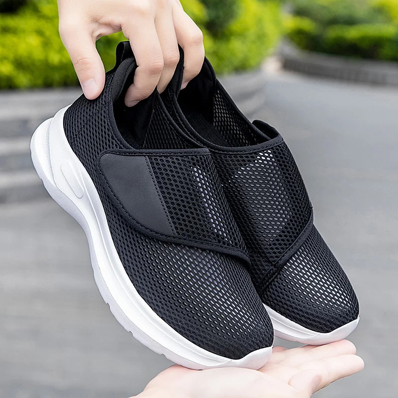 Men Casual Shoes Thumb Eversion Adjusting Soft Comfortable Diabetic Man Shoes Loose fitting Big Size Hollowing Out Elderly Shoes 250821