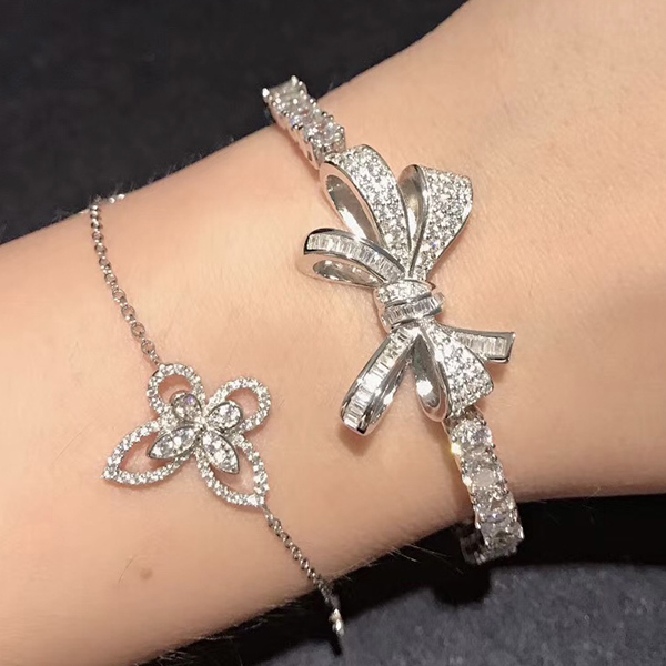 Butterfly bracelet sterling silver for women with laboratory diamond designer bracelet counter quality classic style fashion gift for girlfriend 001