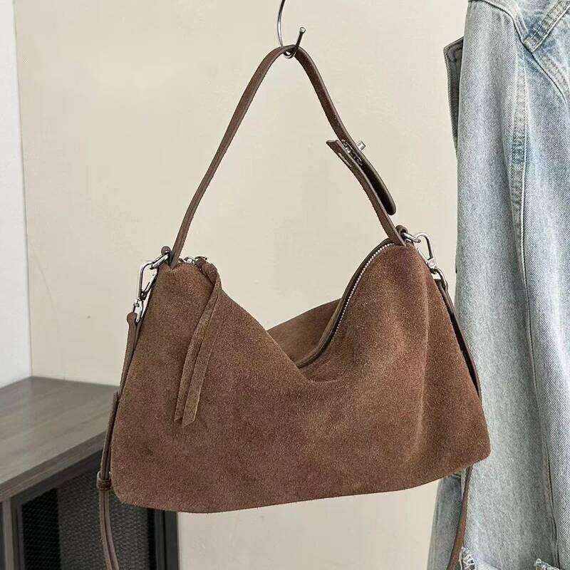 Sacs de créateurs 2025 GRADE GRADE AUTUMNE Hiver Big Boston Designer Tote Soft Matte en cuir en cuir