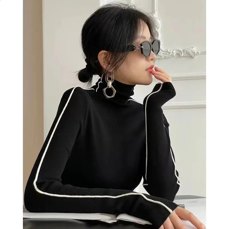 Pull tricoté de cou haut Femmes d'automne d'hiver Couleur tendance bloquant les pulls à ajustement slim Simplicité à manches longues