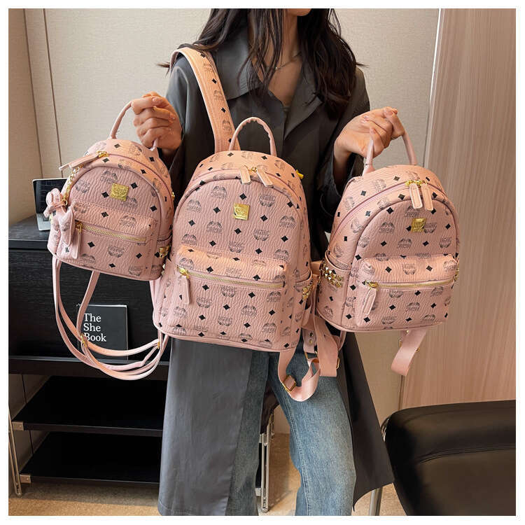 Trendy Fashion Travel Small Backpack Korean Style Large Capacity Student School Casual Versatile Rivet Double Shoulder Bag for Women