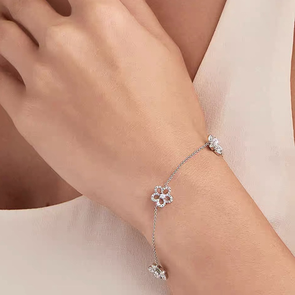 Butterfly bracelet sterling silver for women with laboratory diamond designer bracelet counter quality European size jewelry with box 002