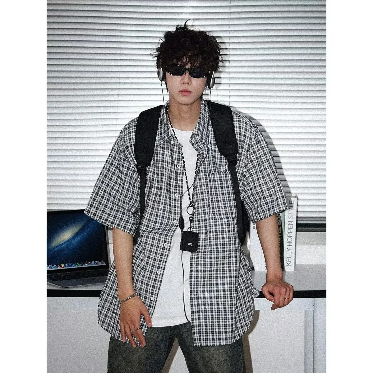Summer Japanese Plaid Sleeveless T-Shirt Casual Loose Fit Mens Fashion Trendy Anti-Sunshine Shirt Versatile 250823