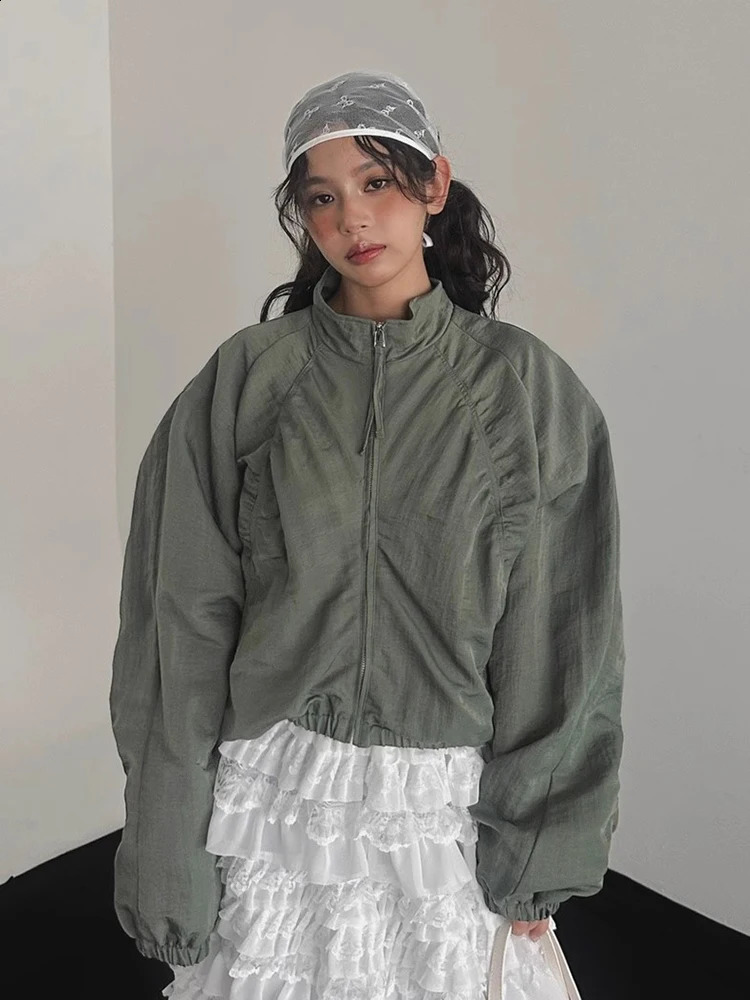 KUSAHIKI Stand Up Collar Pleated Short Cargo Jacket Womens Spring Style Coat Retro Casual Top 250819