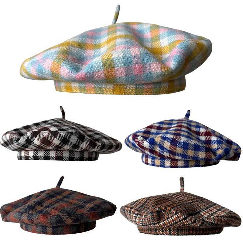 Autumn Winter British Color Plaid Flying Saucer Hat for Women Autumn Style Versatile Retro Checked Beret Fashion Painter C XJ250823