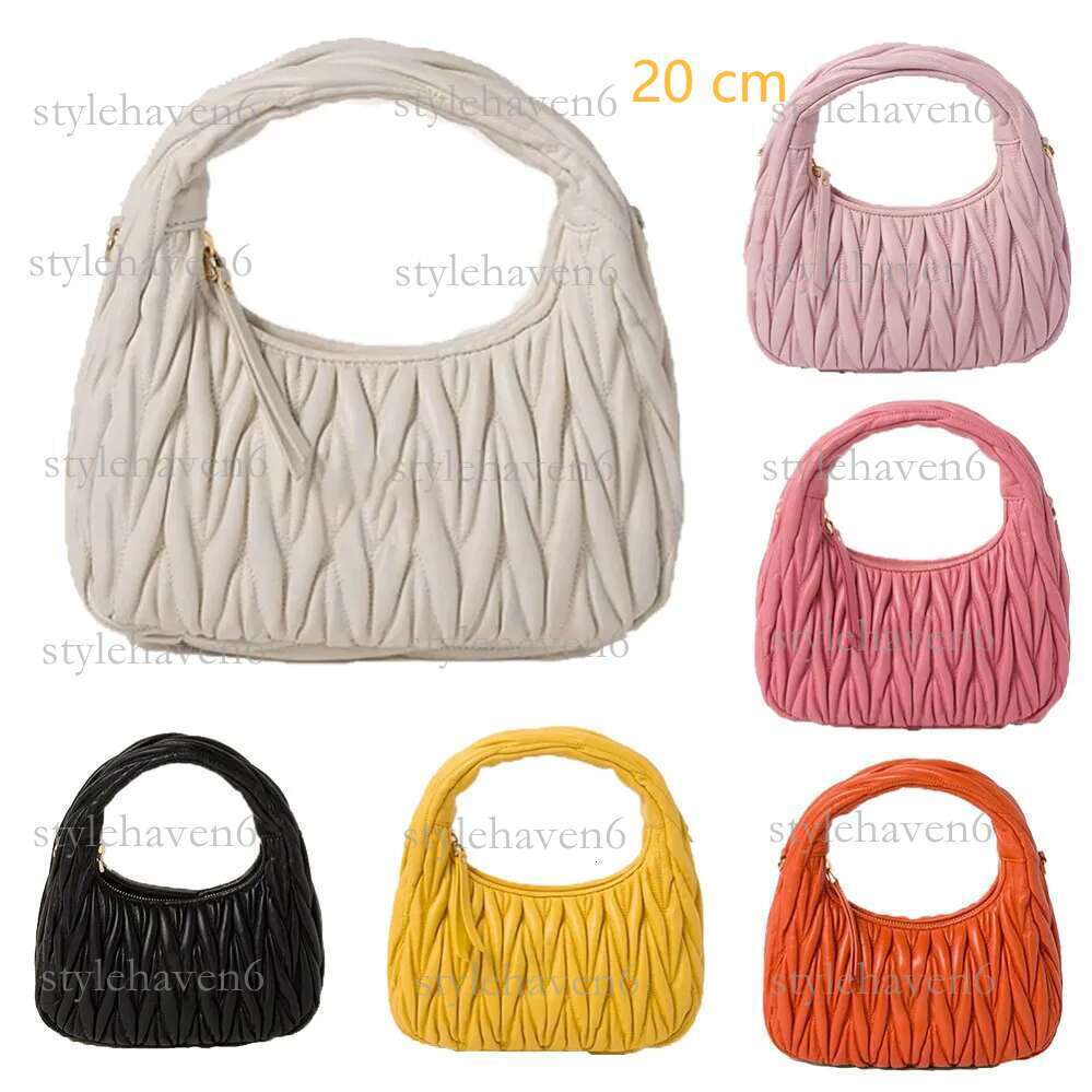 Designer Shoulder Bag Women's Dumpling Tramp Tote wander Crossbody Bag Underarm Fashion Casual Sheepskin Cloud Purse Size 17cm 20cm