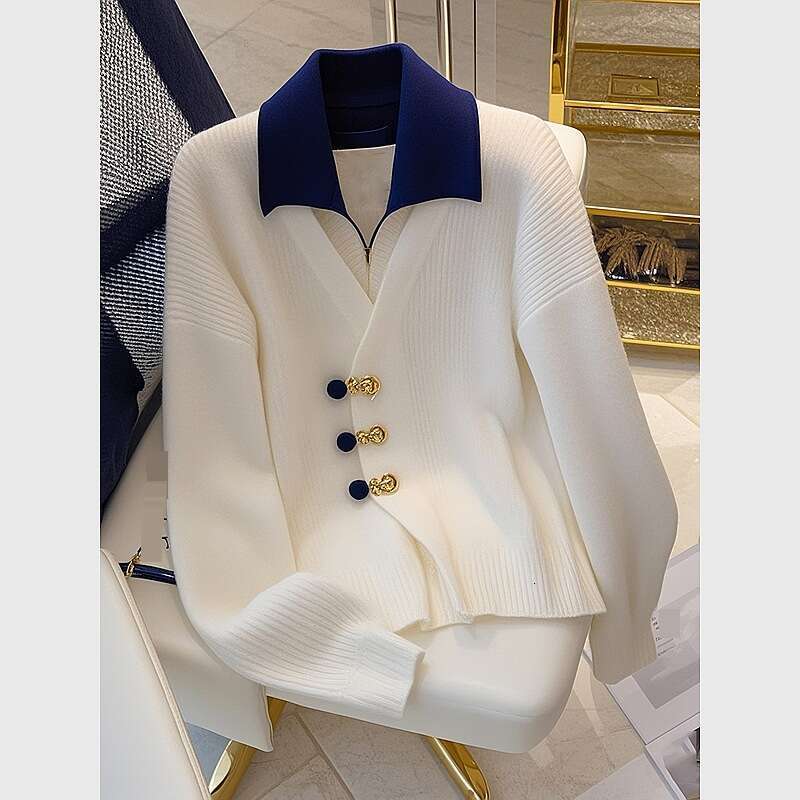 Women's Clothing autumn white two piece knitted tops for women, niche design, high end temperament, small fragrance style sweater
