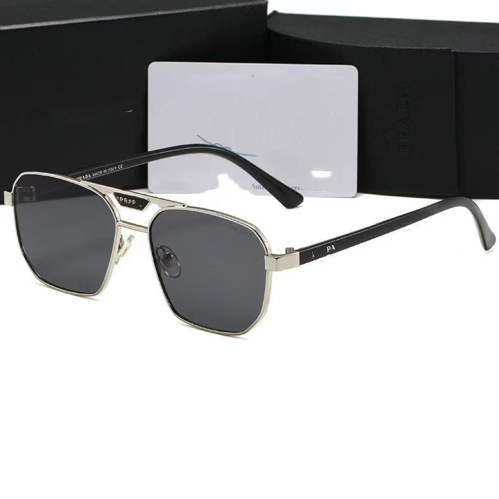 Fashion eyewear Latest Sunglasses Frames Golden Leopard Decorative double beam Glasses Frame imitation wood Sunshade UV Protection D