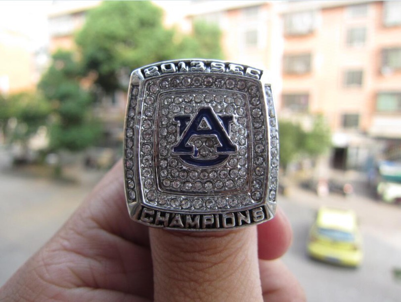 2013 Auburn Tigers Newton National Championship ring With Wooden Display Box Souvenir Fan Men Gift 2025 Commemorative Ring