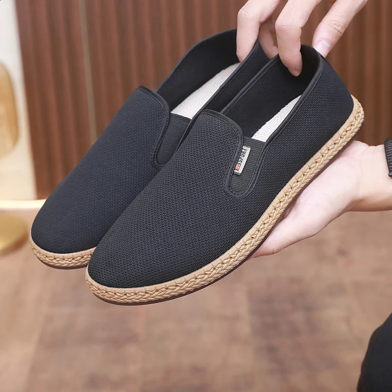 mens simple breathable shoes lightweight casual shoes soft sole soft comfortable slip-on lazy shoes 250821