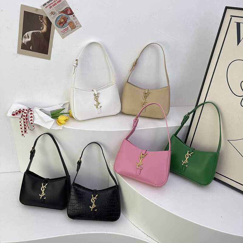 2025 New Fashion Designer Bag Luxury Bag Hobo Shoulder Bag Womens Bag Versatile Handbag for Women Crossbody Monogram Solid Color Shoulder Bags Textu