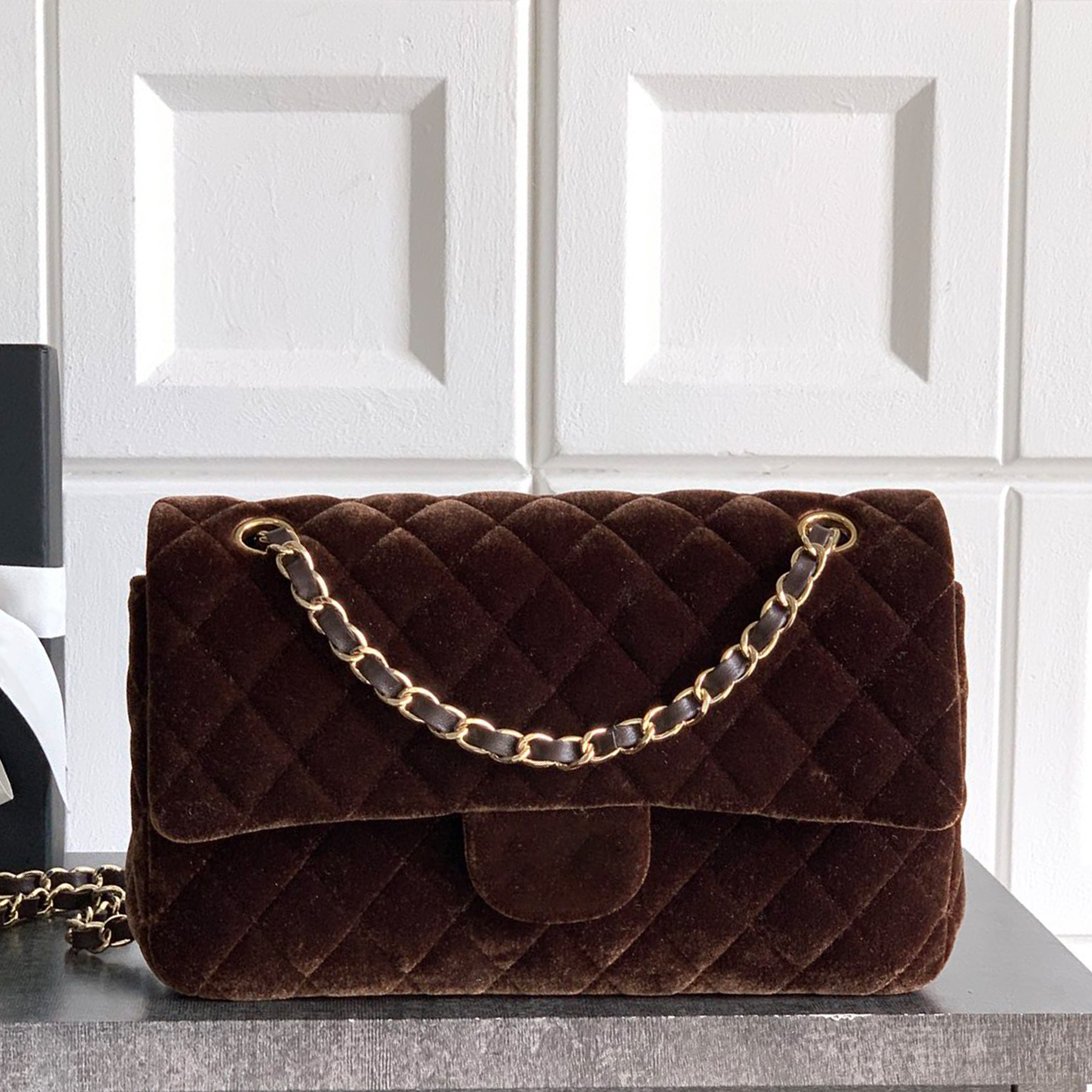 New 10A Small Classic Handbag Luxury Designer Velvet Genuine Leather Shoulder Bag Golden Hardware Crossbody Bag Zipper Pocket Clutch Bag Purse