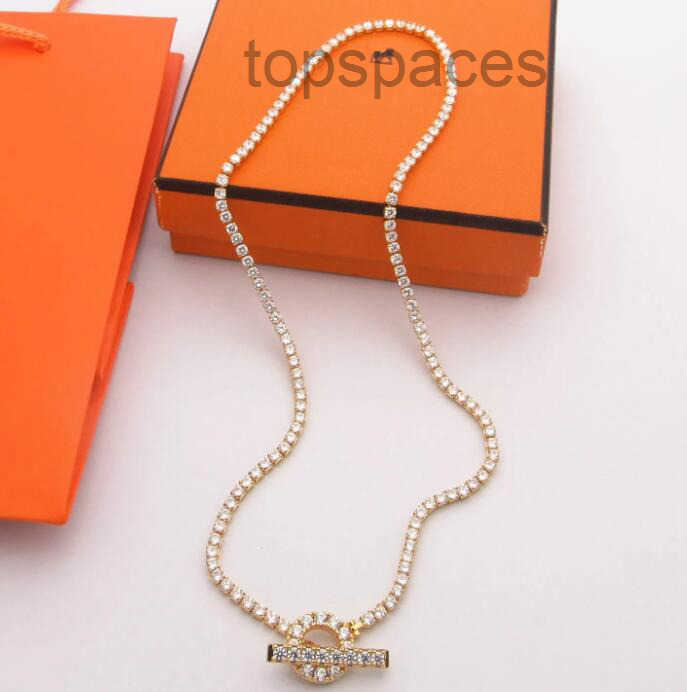 Designer Jewelrys Womens Necklace luxury Heart Necklace Designer Jewellery Chains Pendant Stainless Steel Charm anniversary Gift lady diamond neckla
