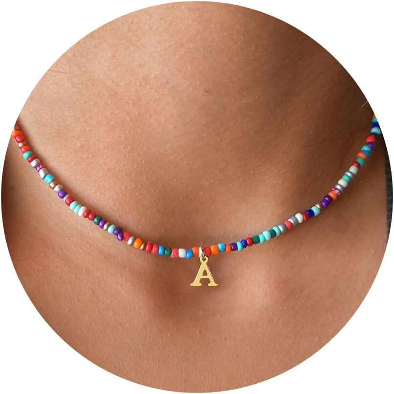 Per perlé colorée - Colliers initiaux mignons adolescents Femmes Tendy Lettre à tendance Collier Bijoux pour les enfants Girls Personnalisés Birt