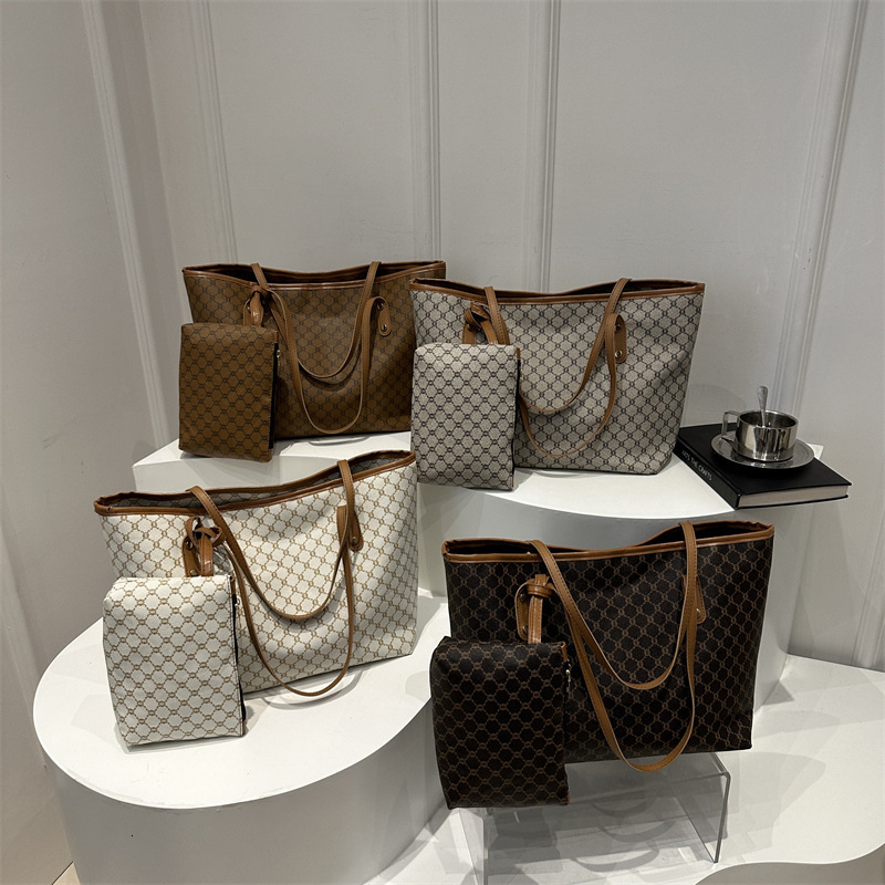 2025 New Large Capacity Women's Shoulder Bag Casual Simple Mother-daughter Bag Fashion Luxury Bagdesigner Free Shipping Classic Storage Tote Ba