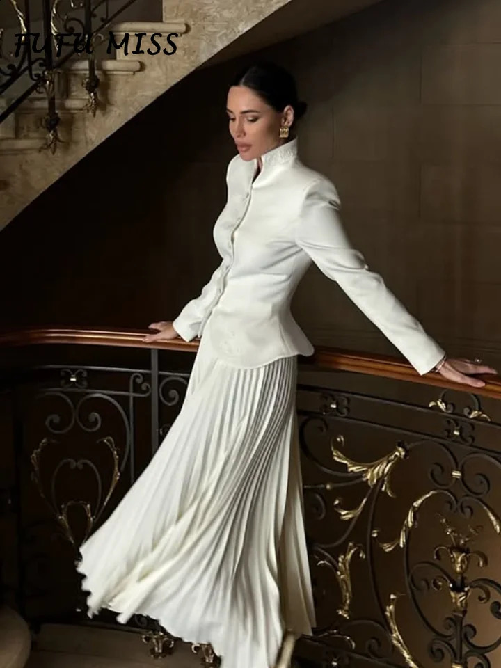 Elegant Maxi Skirt Set Women Stand Collar Buttons Blazer Full Sleeve Pleated Skirts Sets Female Spring Autumn White Suit Lady 250823