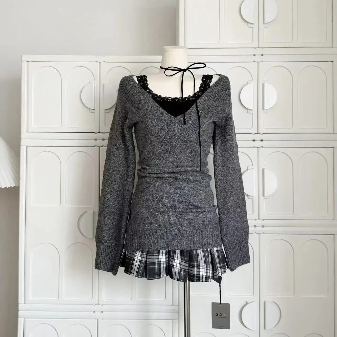 French Retro Elegant Y2k 3 Piece Sets Women Vintage Solid Long Sleeve Sweater Lace Casual Vest Plaid Chic Skirt Autumn 250823