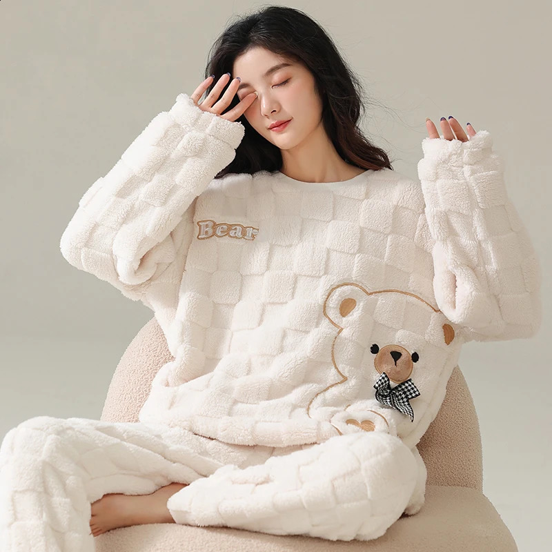 Sweet mignon ours automne pyjamas d'hiver pour femmes plaid rond cou coton de nuit douce sort coréen décontracté set 250823