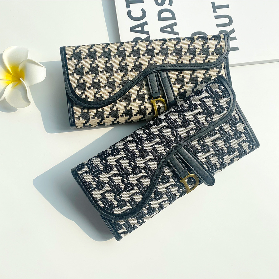 Free Shipping Designer Retro Women's Wallet INS Long, Large Capacity D-buckle Card Holder Multifunctional Tote Bag Factory Direct Sales