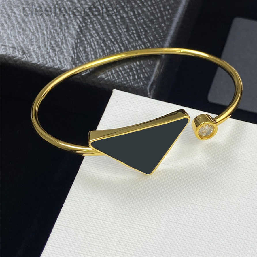 Designer New Designer Bangle Luxury Brand Bracelets Men and Women Fashion Bracelets Everyday Accessories Party Wedding Valentines Day Gifts