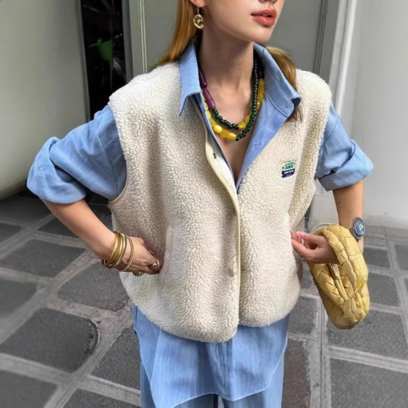 2025 Fashionable Casual Solid Color Womens Spring and Autumn Loose Single-breasted Vest Jacket Womens Sleeveless Vest Top 250819