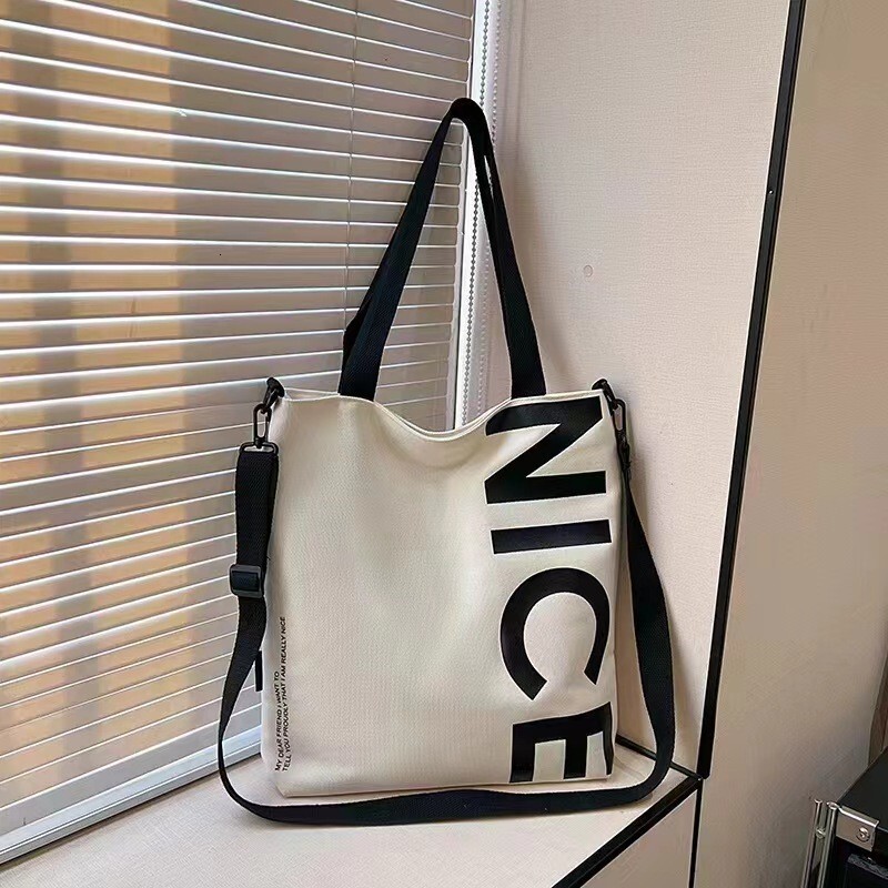Custom Crossbody Student Canvas Bag Trendy Large Capacity Commuter Bag Luxury Bagdesigner Free Shipping Tote Bag Urban Style Single Shoulder Laptop