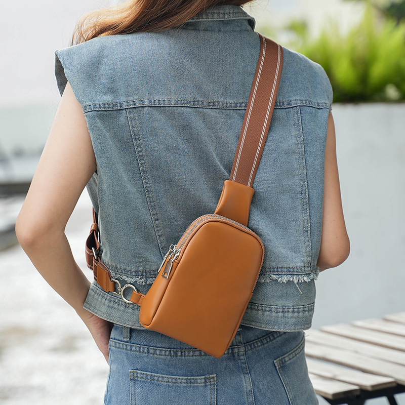 Fashion Designer Bag 2025 Unisex Bag, New small chest bag, Women's luxury bag, soft leather women's crossbody bag, free shipping