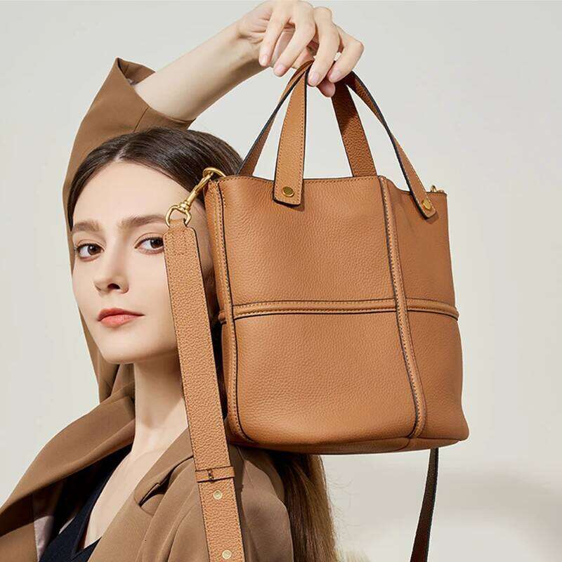 Designer Bags Cowhide Genuine Leather Bucket Shoulder For Women 2024 Trend Designer Wide Strap Crossbody Bags Ladies Handbags Luxury Bag