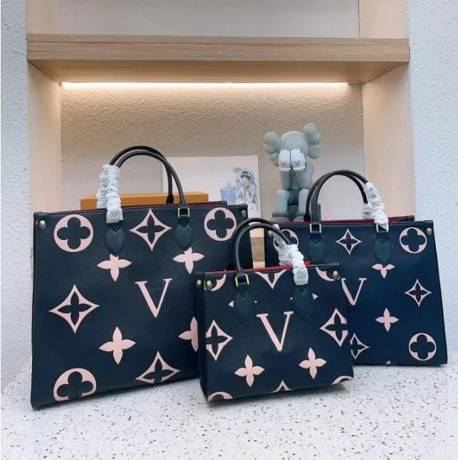 Designer Bag Black Embossed Tote Bag On The Go Women Handbag Large Capacity Shopping Bag