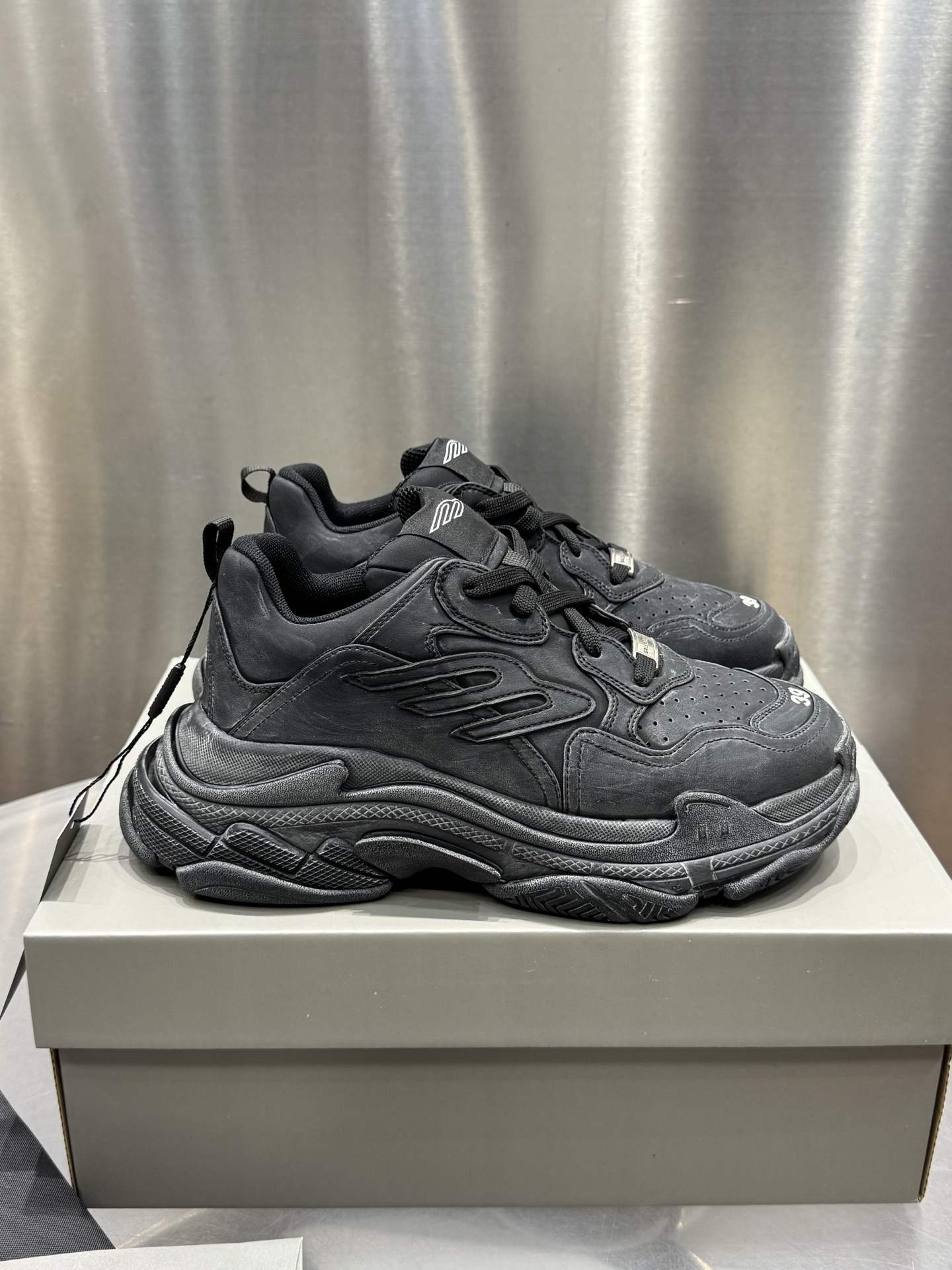 2025 year new model big beautiful womens and mens Track new designer beautiful Sneaker Casual designer shoes - womens and Mens EU SIZE 35-45 Shoes s