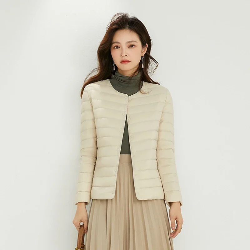 Women Liner Duck Down Jacket O-neck Variable V-neck 2024 Female Winter Keep Warm Collarless Ultralight Quilted Puffer Coat250825