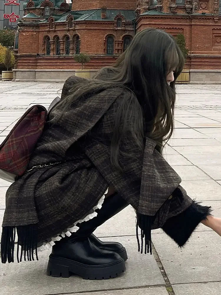 AutumnWinter Retro Plaid Cloak Shawl Woolen Coat Women Winter Clothes Korean Style Chic Loose Wool Outerwear Women Top 250920BJ