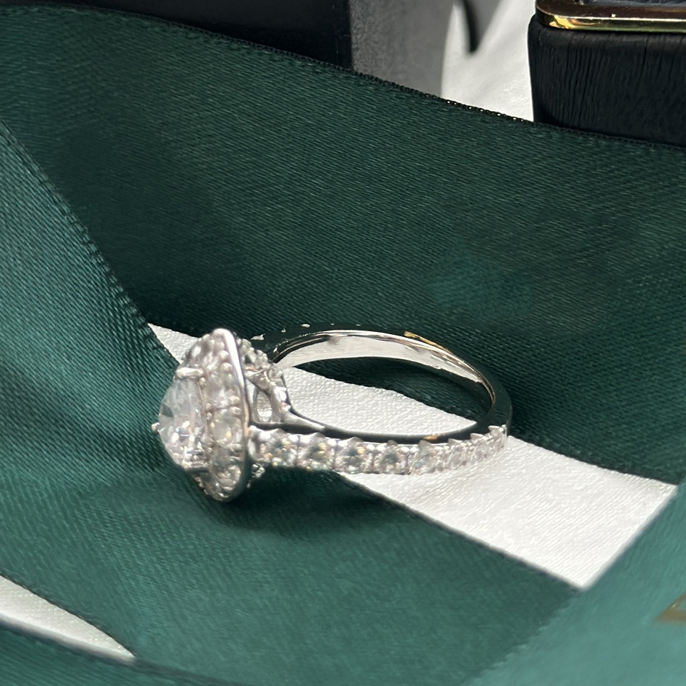 Designer ring wedding band zircon sterling silver platinum plated US size 6-7-8 counter quality with box luxury brand European size fashion with box