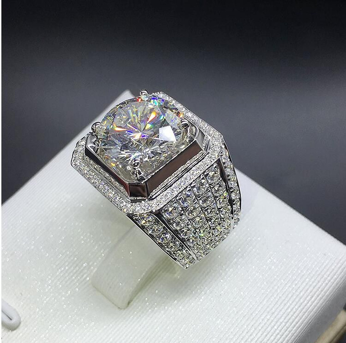 wedding ring stainless steel jewelry diamond ring Bohemian 2CT unique round cut CZ gemstones ring for men moissanite ring emerald cut silver engagem