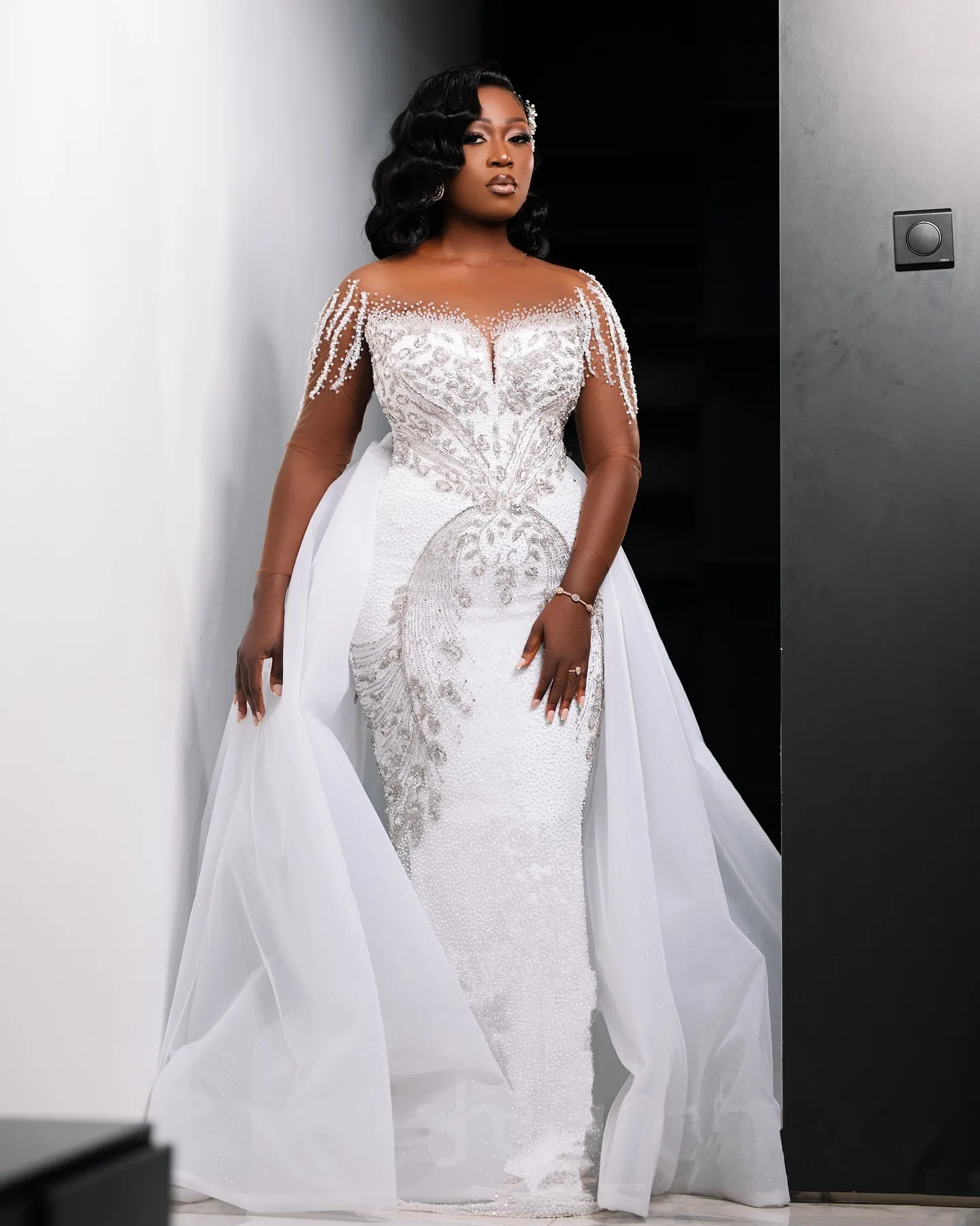 Modest Sleeveless Mermaid Wedding Dresses Spaghetti Lace Appliqued Backless Bridal Gowns Country Garden Beach Plus Size Wedding Dress 05