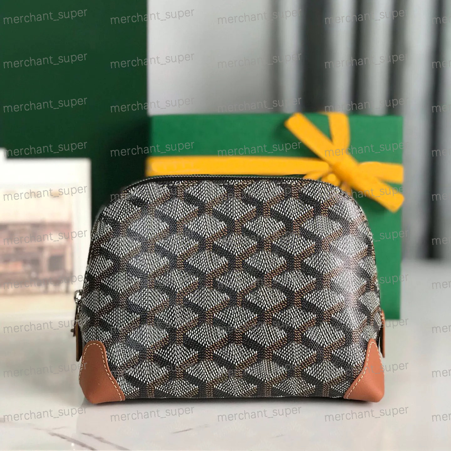 Womans Luxury Cosmetic Bag Designer Make Up Bags Clutch Bag Womens Makeup Washing Bag Travel Toiletry Pouch Bag Business Trips Bathroom Bag Webbing