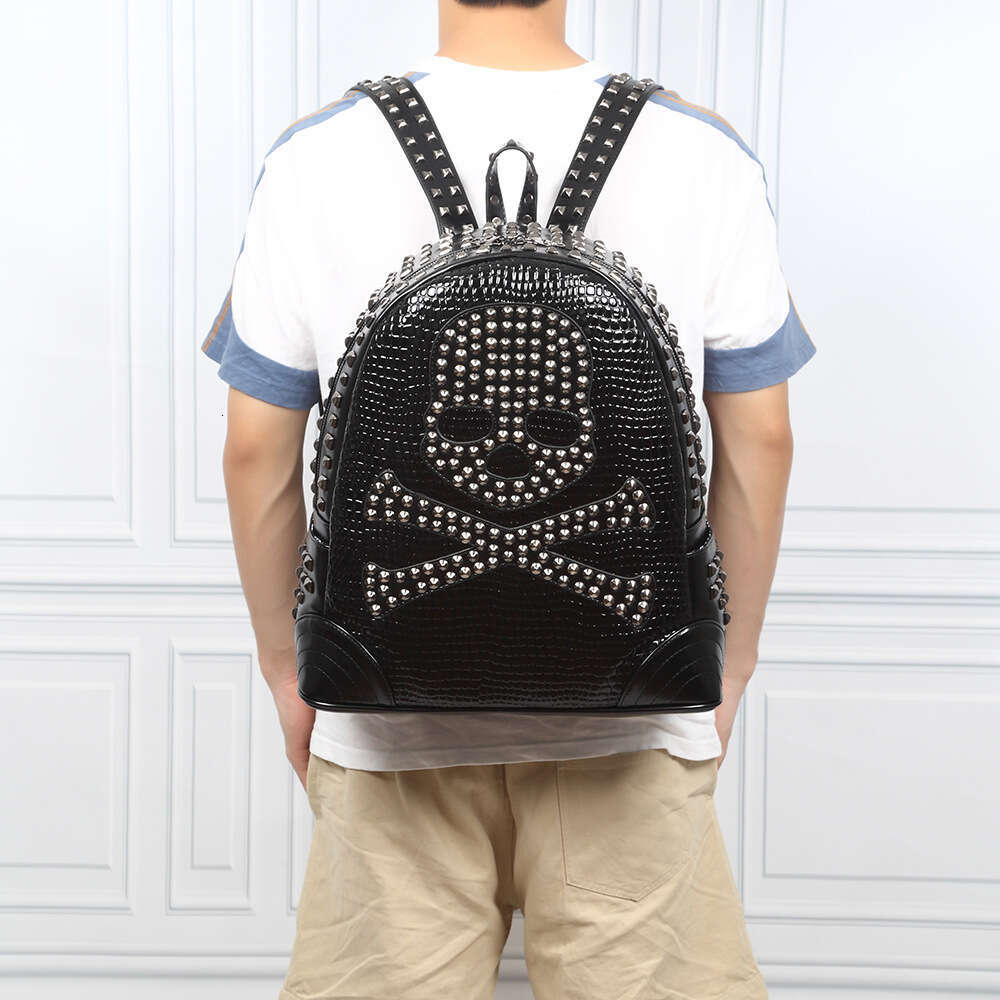 Designer Bag Tote Bag Shoulder Bag Genuine Leather Texture Skull Rivet Large Capacity School Laptop Bag Travel Backpack Trendy