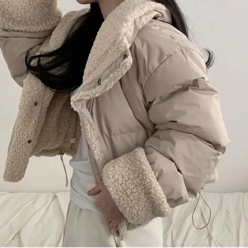 Doublesided Wear Womens CottonPadded Jacket Winter Chic Fashion Furry Patchwork CottonPadded Jacket Short parkas 250825