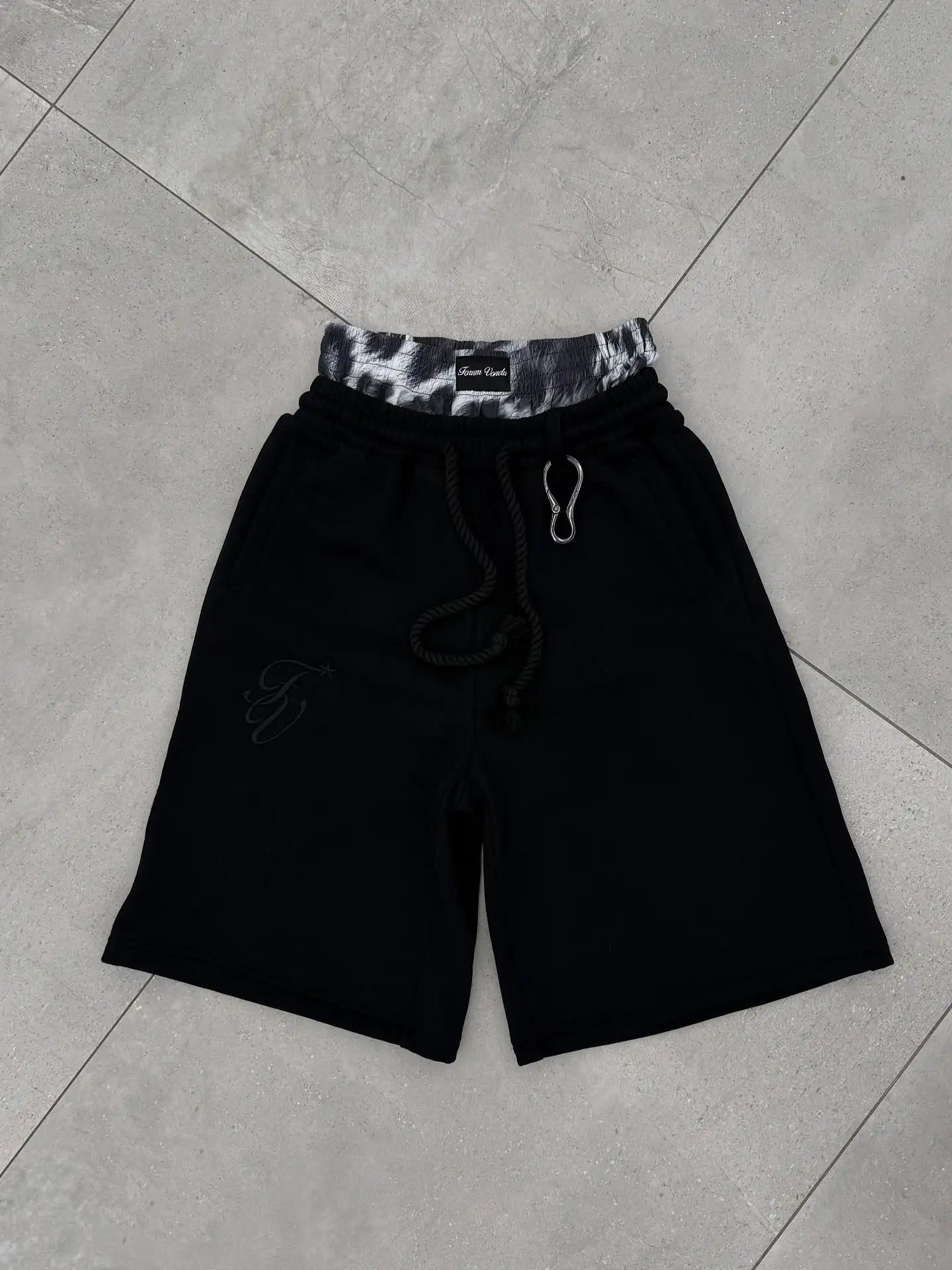 American Streetwear Retro Shorts Y2K Jeans for Mens and Womans Hip Hop Embroidery Baggy Shorts Mid Waist Fashion Pants Clothing 250825