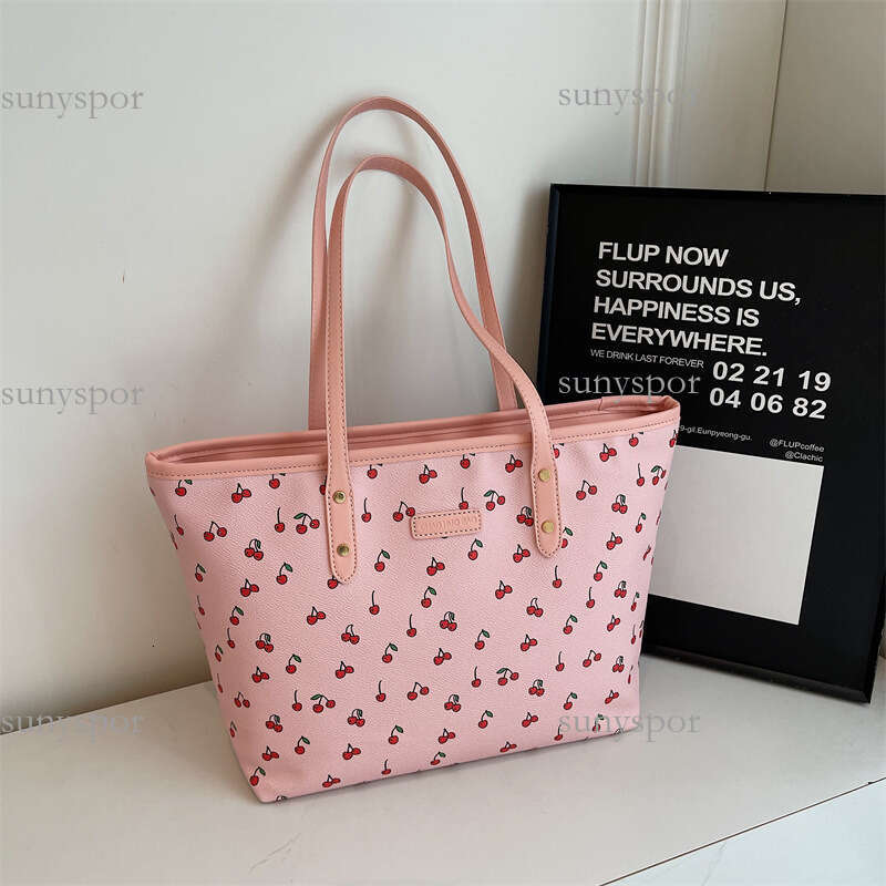 New Fresh and Sweet Floral Fashion Tote Large Capacity Commuting Shoulder Bag for Women 2025