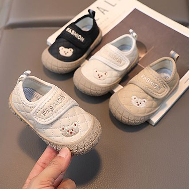 Baby Shoes Cartoon Little Bear Embroidery First Walkers Toddler Shoes Walkfashion Anti-Slip Boys Girls Sneakers Infant Casual Shoes Sizes 15 - 25 W0