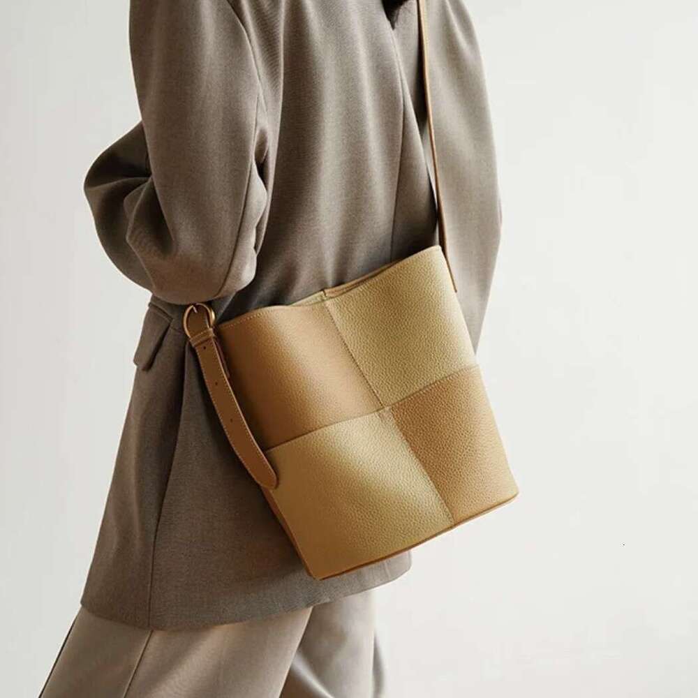 Designer Bag Tote Bag Shoulder Bag Soft Top Layer Togo Cowhide Bucket 2025 New Large Capacity Niche Casual Single Shoulder Genuine Leather Women