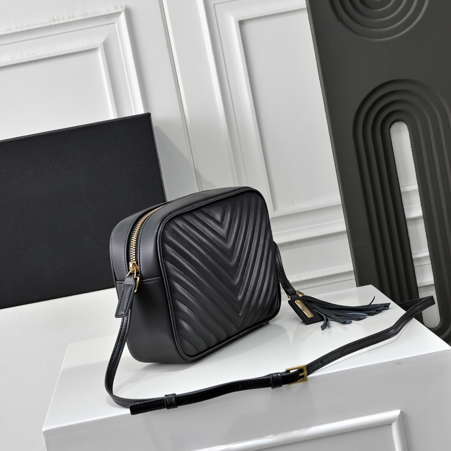 2025 new style Women's messenger bag elegant handbag shoulder bag shopping bag backpack wallet holiday messenger bag
