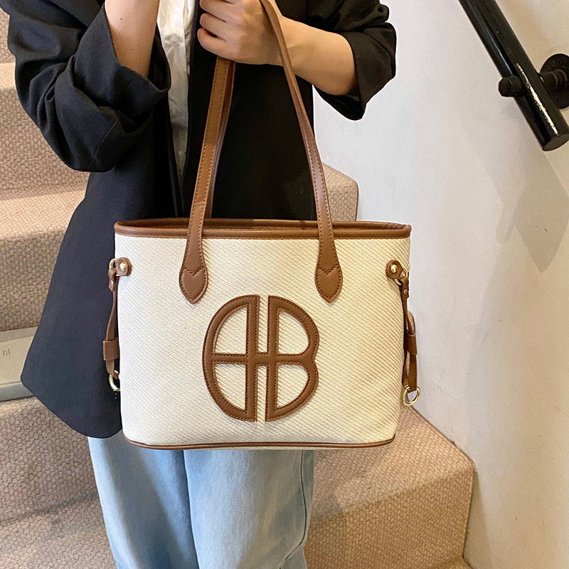 In 2025, fashion designer handbags, minimalist women's commuter bags, light luxury large-capacity new women's bags, multi-functional shoul