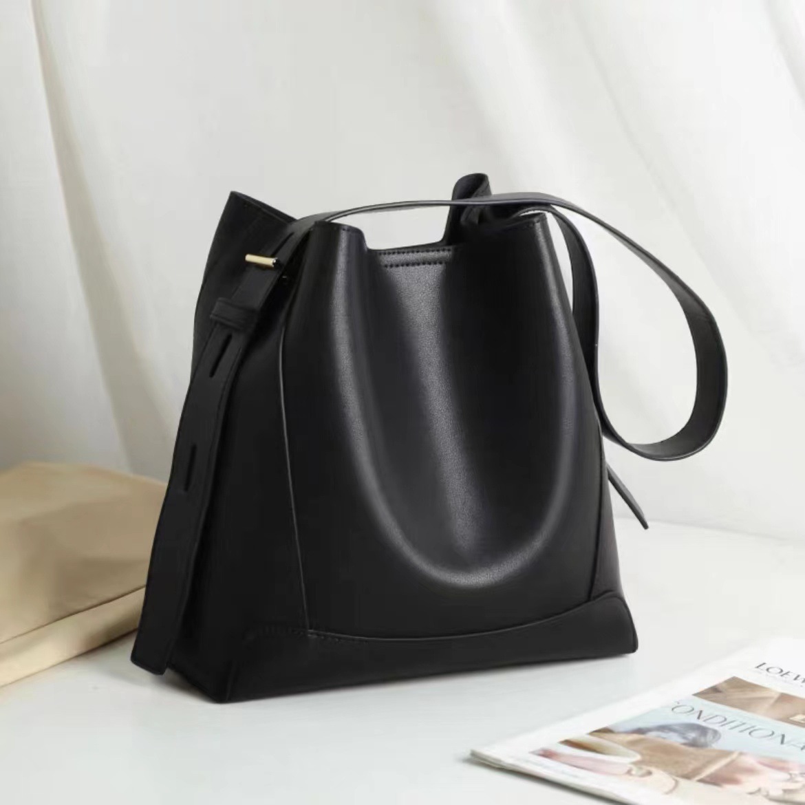 2025 new gentle and lazy style armpit bag shoulder bag diagonal body women's new style quilted chain bag designer bag crossbody bag