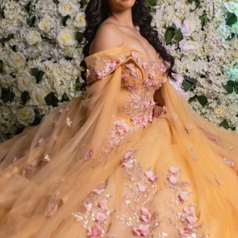 Champagne Off The Shoulder Ball Gown Quinceanera Dresses Sequin Appliques Flower Beads Tull Sweet 16 Dress Vestidos De 15 Anos