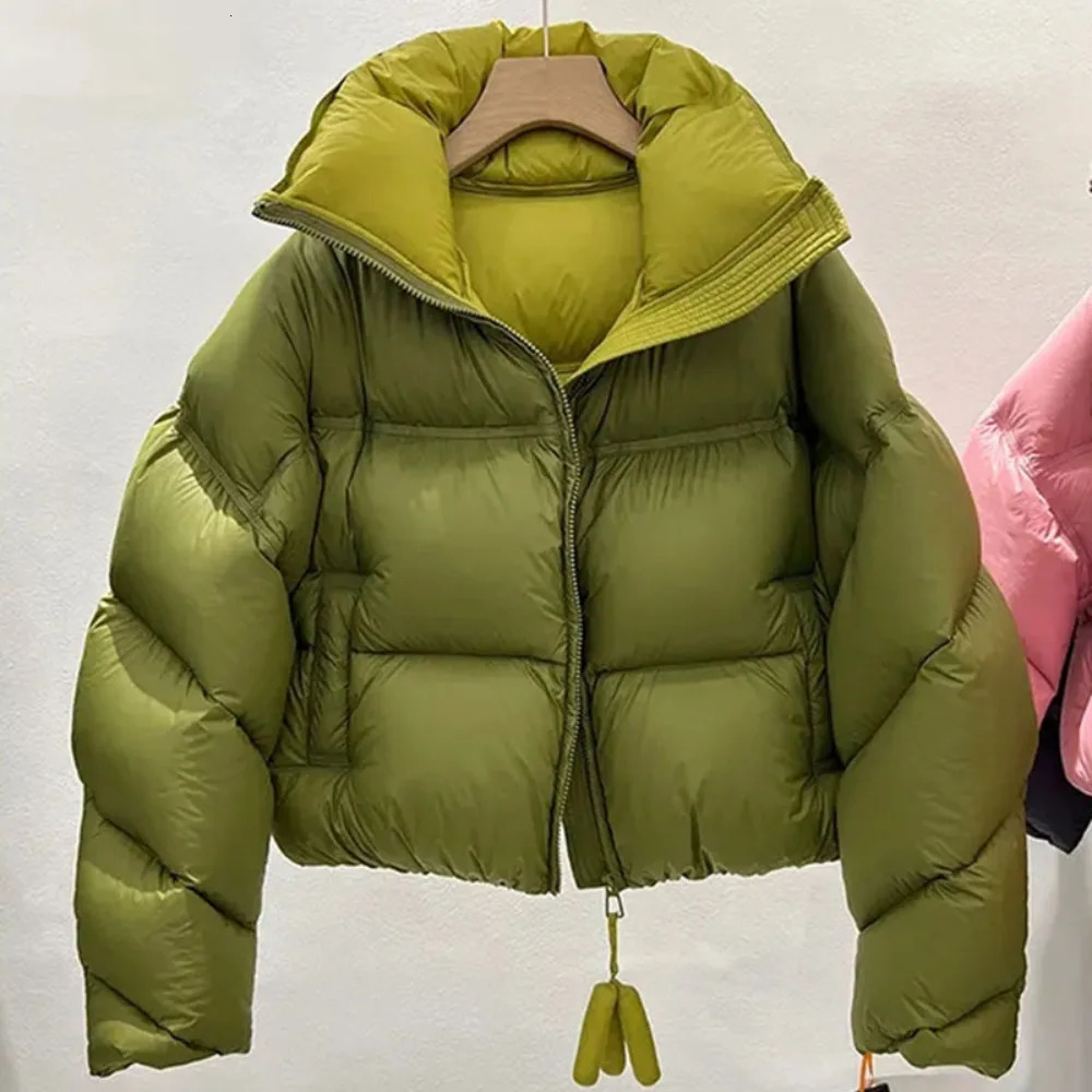 Warm Womens Down Jacket Stand Collar Windproof Short Jacket Thicken Winter Fashion Korean Loose Parkas Coat Women Outwear 250825