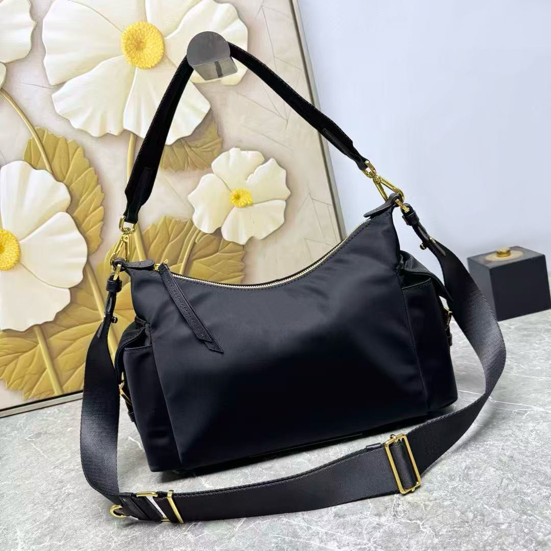 Designer Women's Underarm Multi-Pocket Exploration Bag Nylon Cloth with Cowhide Shoulder Bag Large Capacity Commuter Tote Bag Casual Versatile