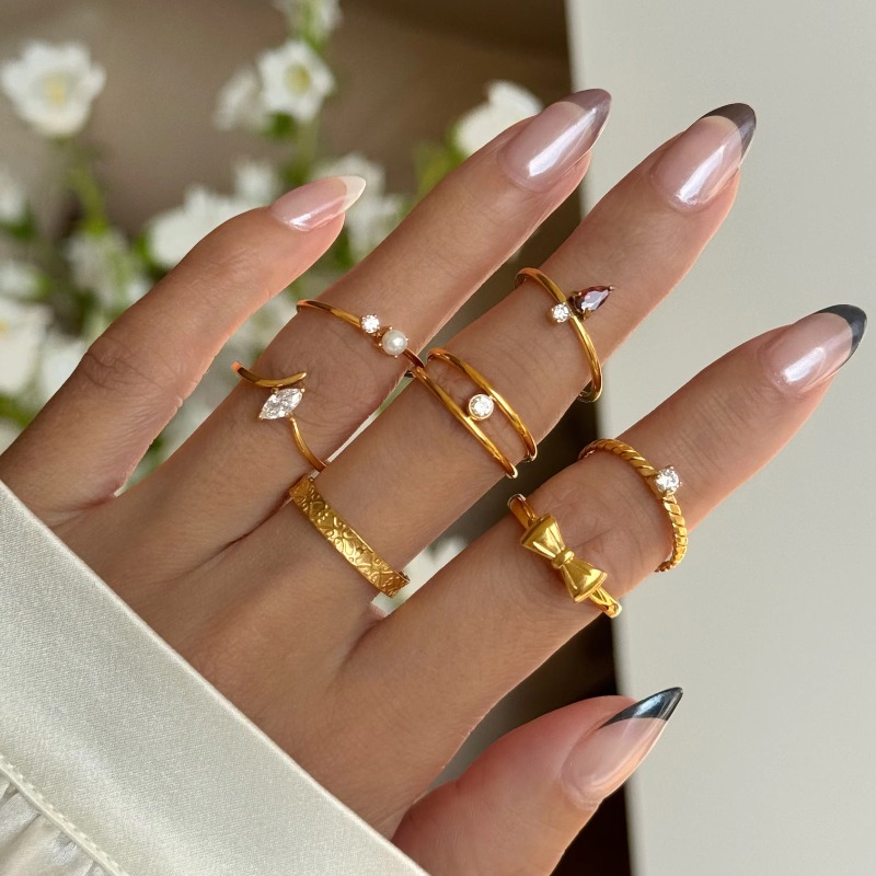 New Ins Trendy 18k Pvd Gold Plated Stainless Steel Polished Teardrop Zircon6 Design Ring for Women